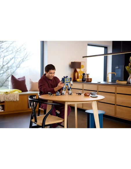 Lego 10358 icons - transformers: soundwave