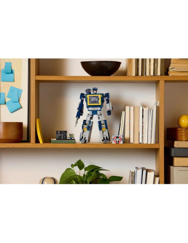 Lego 10358 icons - transformers: soundwave