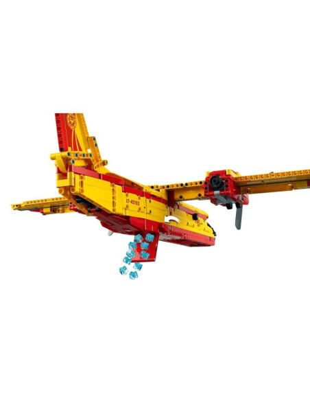 Lego technic 42152 samolot gaśniczy