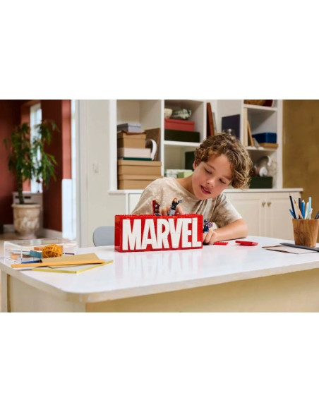 Lego marvel super heroes 76313 logo marvel z minifigurkami