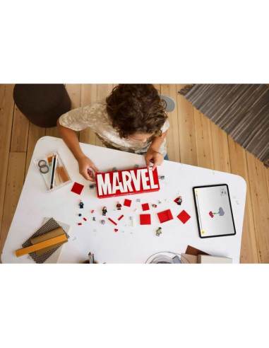 Lego marvel super heroes 76313 logo marvel z minifigurkami