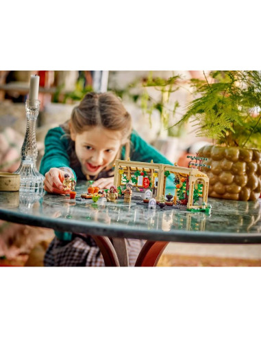 Lego harry potter 76445 zamek hogwart: zajęcia z zielarstwa