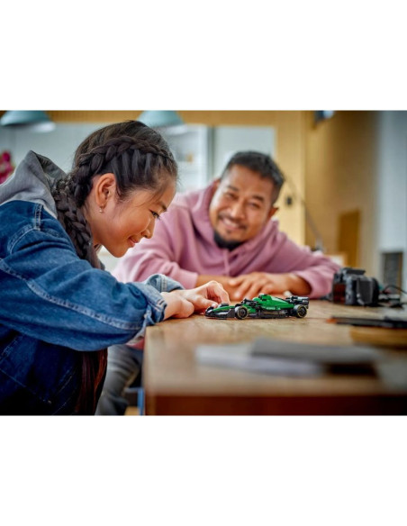 Lego speed champions 77245 aston martin aramco amr24