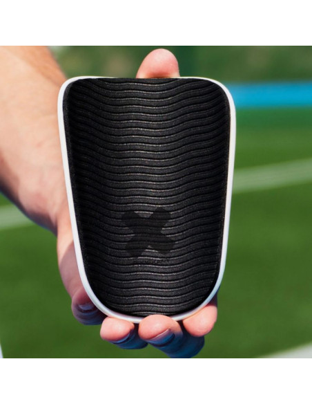 Nagolenniki piłkarskie proskary diamond 13x9