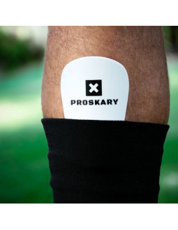 Nagolenniki piłkarskie proskary mini białe 2