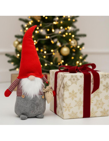 Mikołaj dekoracyjny 50cm boy z workiem i jarzębiną