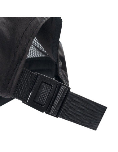 Czapka z daszkiem iq hucro