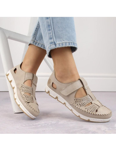 Skórzane półbuty na rzep ażurowe rieker w rkr651