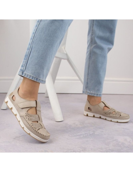 Skórzane półbuty na rzep ażurowe rieker w rkr651