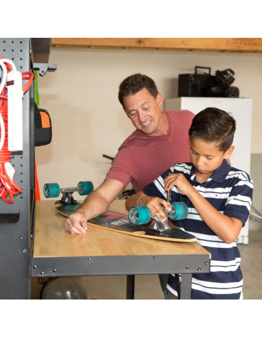 Naścienny stół warsztatowy składany