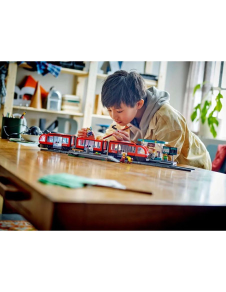 Lego city 60423 tramwaj miejski ze stacją