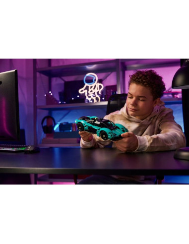 Lego technic 42208 aston martin valkyrie