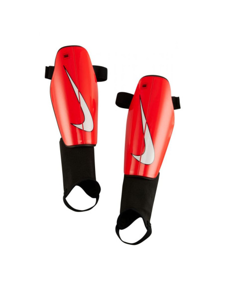 Ochraniacze piłkarskie nike charge dx4608