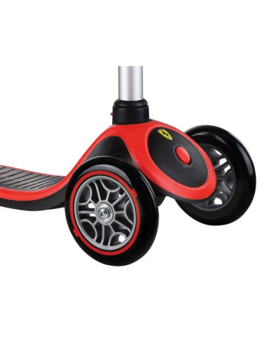 Hulajnoga 3-kołowa globber 440-152-2 ferrari