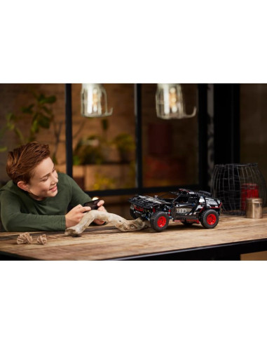 Lego technic 42160 audi rs q e-tron