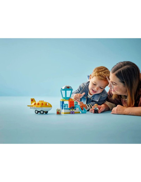 Lego duplo 10443 first time at the airport