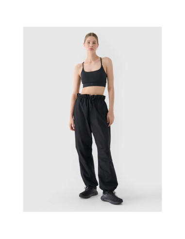 Spodnie casual parachute oversize damskie 4f 4frss24ttrof1330-20s