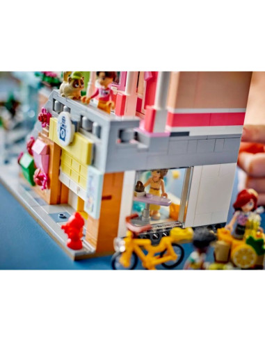 Lego friends 42670 mieszkania i sklepy w mieście heartlake
