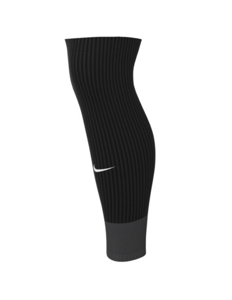 Getry nike strike fq8282