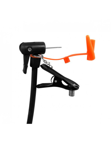 Pompka ręczna z ciśnieniomierzem yakima