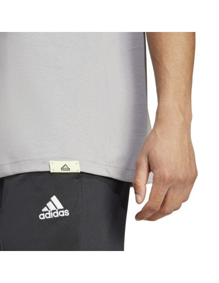 Koszulka adidas tech linear graphic m