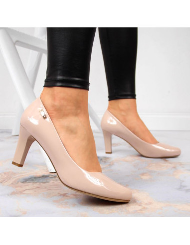 Czółenka na słupku lakierowane sergio leone w