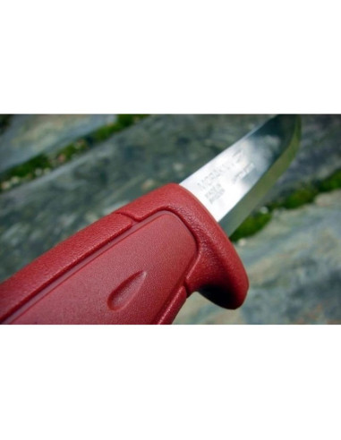 Nóż morakniv basic 511 - carbon steel - czerwony