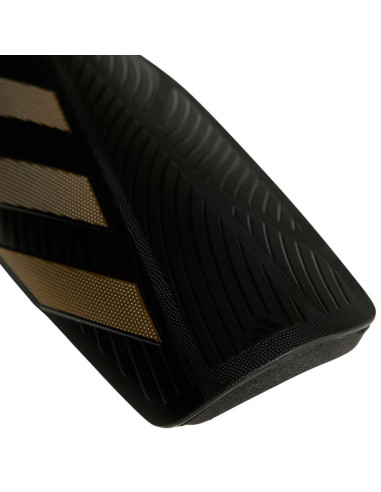 Ochraniacze piłkarskie adidas tiro club