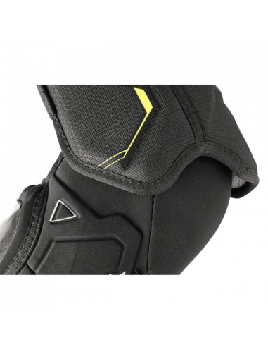 Nałokietniki hokejowe bauer supreme m5 pro int 106187