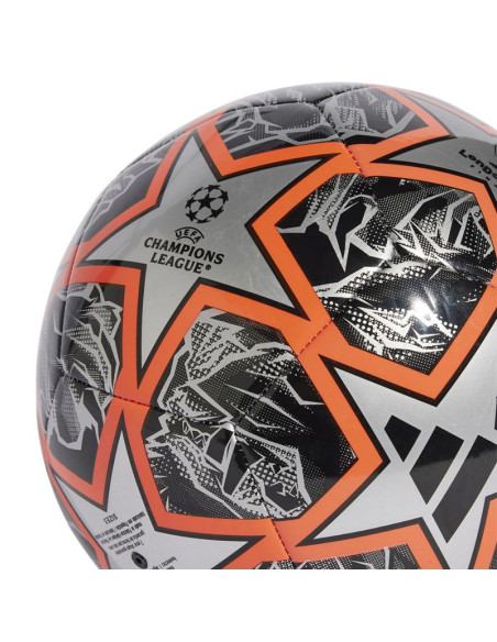 Piłka nożna adidas ucl club in9