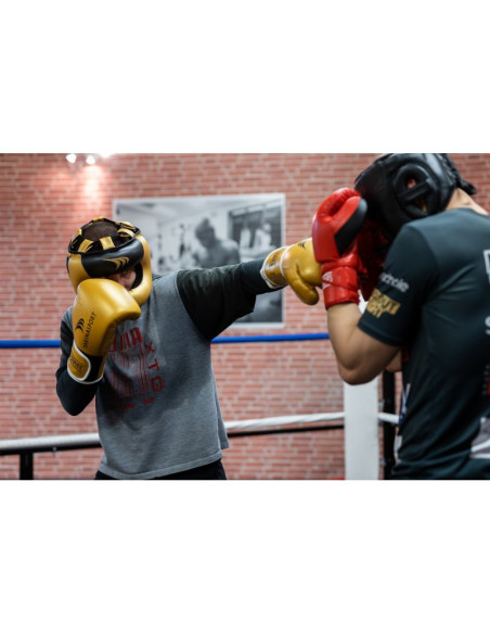 Kask yakima sport z osłoną nosa pro