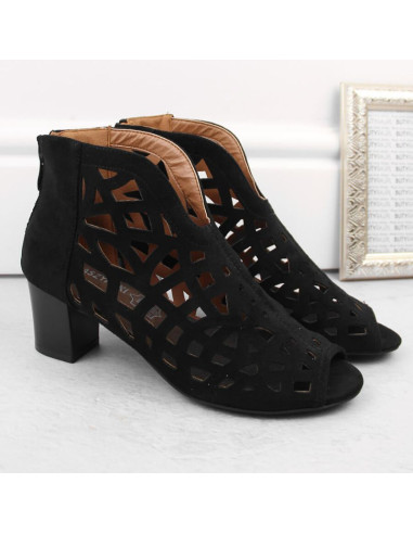 Zamszowe botki m.daszyński w san32