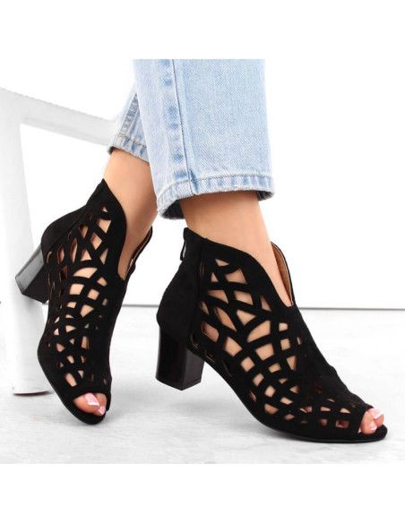 Zamszowe botki m.daszyński w san32