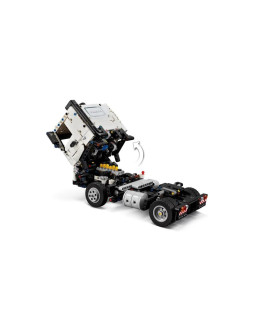 Lego technic 42175 ciężarówka volvo fmx i koparka ec230 electric 2