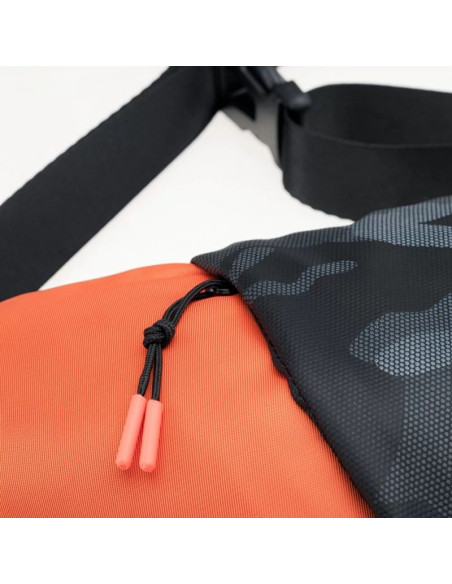 Saszetka, nerka iguana modony