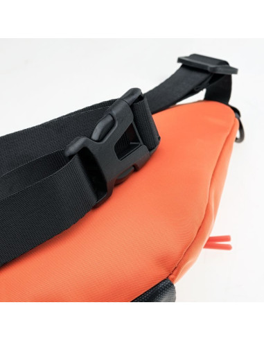 Saszetka, nerka iguana modony