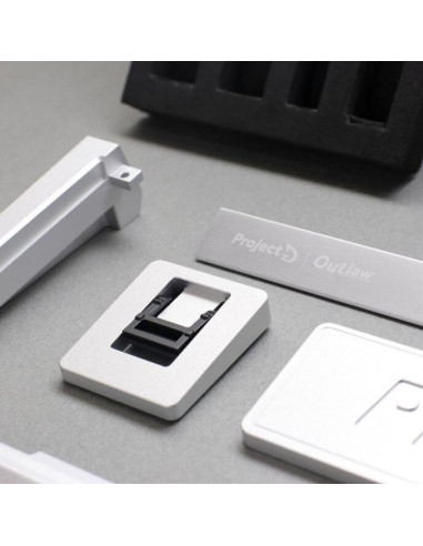 Ducky outlaw 65 klawiatura uniwersalne usb us english srebrny