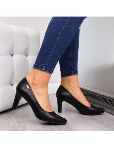 Czarne czółenka na słupku w sergio leone sk39a