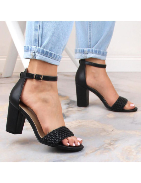 Sandały na słupku evento w 5945