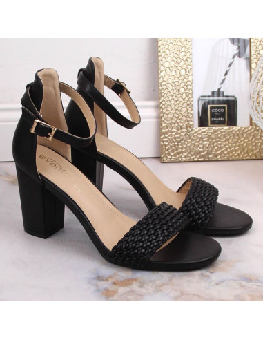 Sandały na słupku evento w 5945