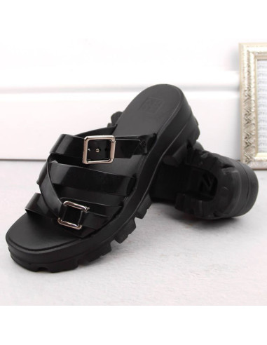 Klapki zaxy pachnące na obcasie nude w nn