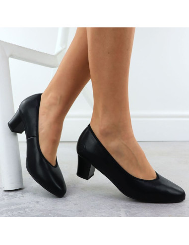 Skórzane czółenka damskie na niskim słupku czarne rieker  44650