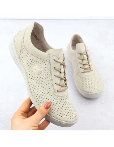 Skórzane półbuty damskie perforowane beżowe rieker 52546-60