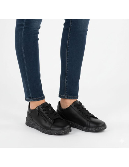 Skórzane półbuty damskie na podwyższeniu czarne jezzi 138