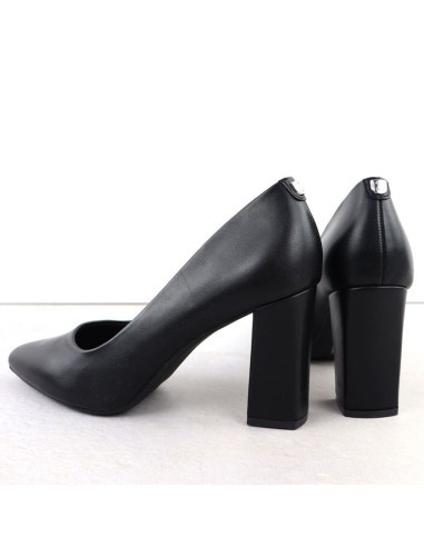 Czółenka czarne na słupku w szpic czarne sergio leone pb216