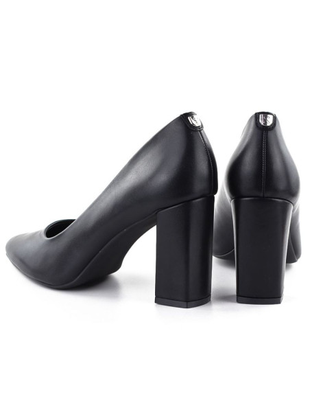 Czółenka czarne na słupku w szpic czarne sergio leone pb216