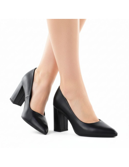 Czółenka czarne na słupku w szpic czarne sergio leone pb216