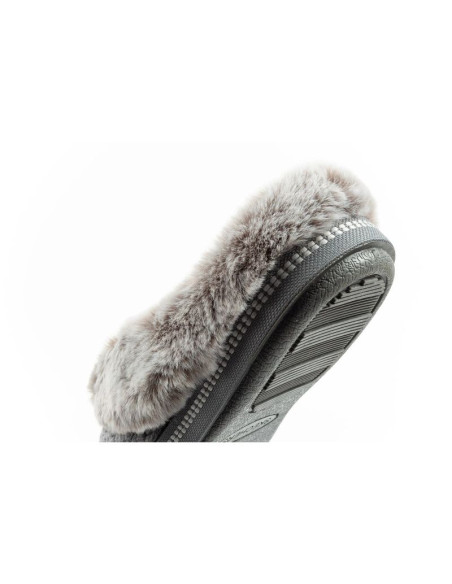 Skechers kapcie damskie cozy campfire laczki ocieplane modne