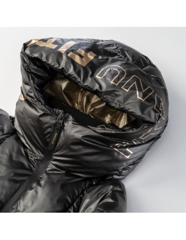 Damska kurtka ocieplana crule w