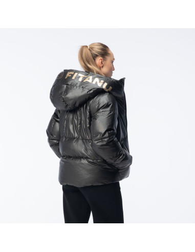 Damska kurtka ocieplana crule w